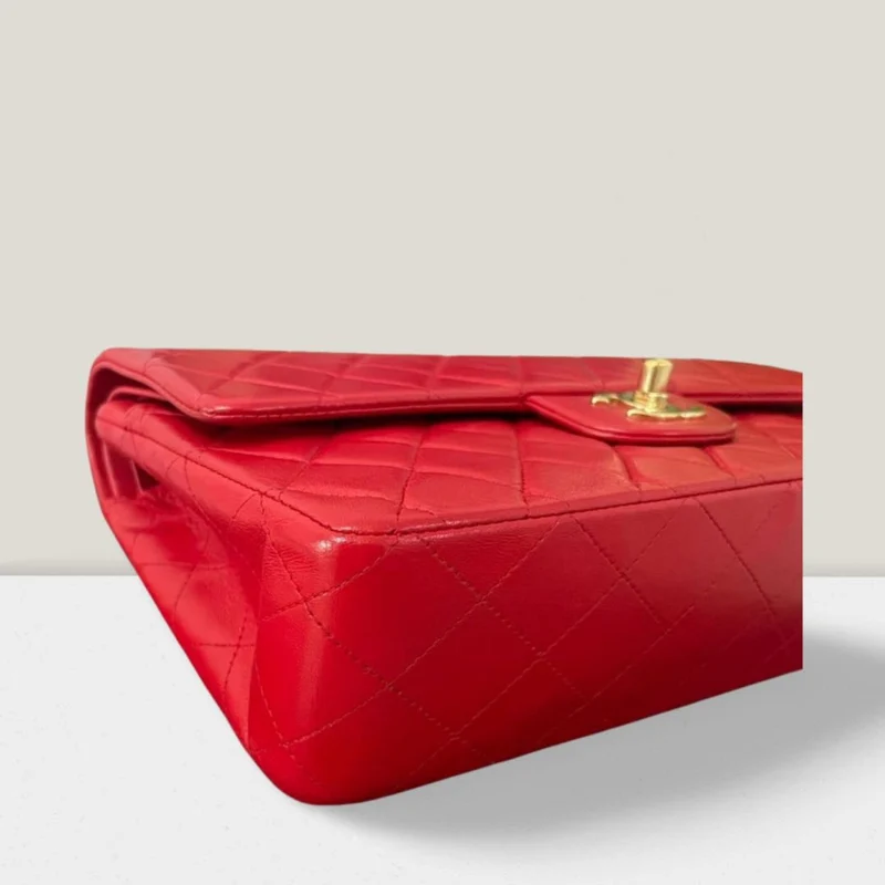 Chanel Red Vintage Classic Double Flap Bag Medium aus Lammleder mit 24 Karat Goldbeschlägen