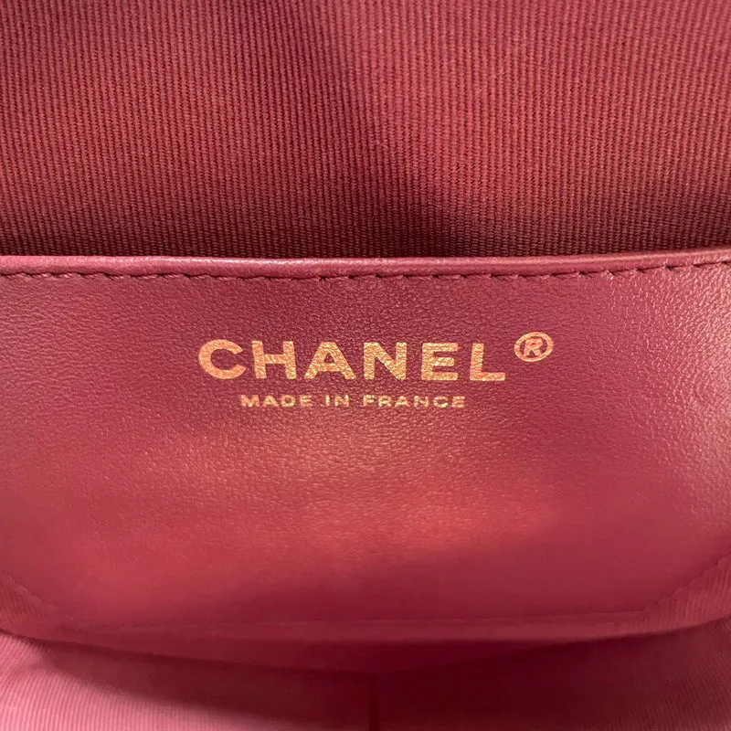 Chanel – CC In Love – Große Clutch aus gestepptem Lammleder mit Herz und Kette in Schwarz