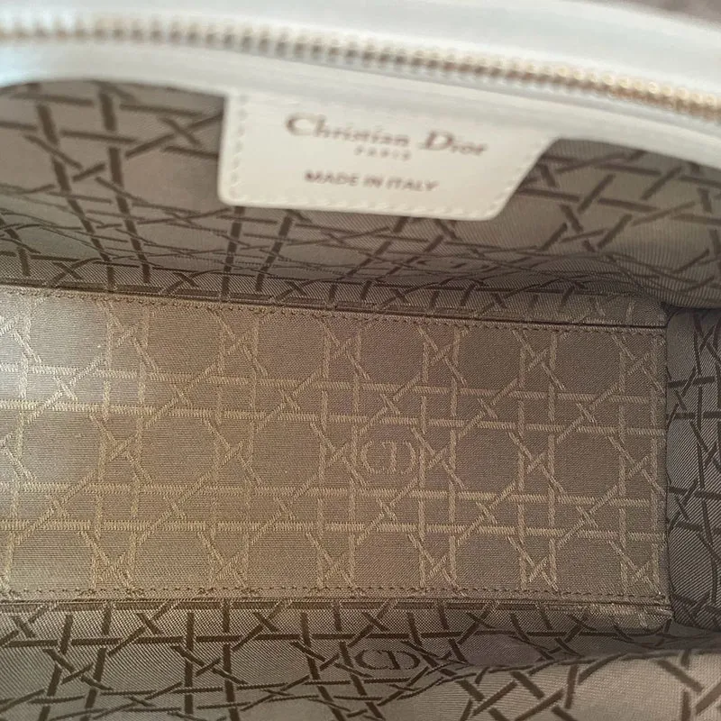 Christian Dior Weiße Lady Dior Mittlere Tasche