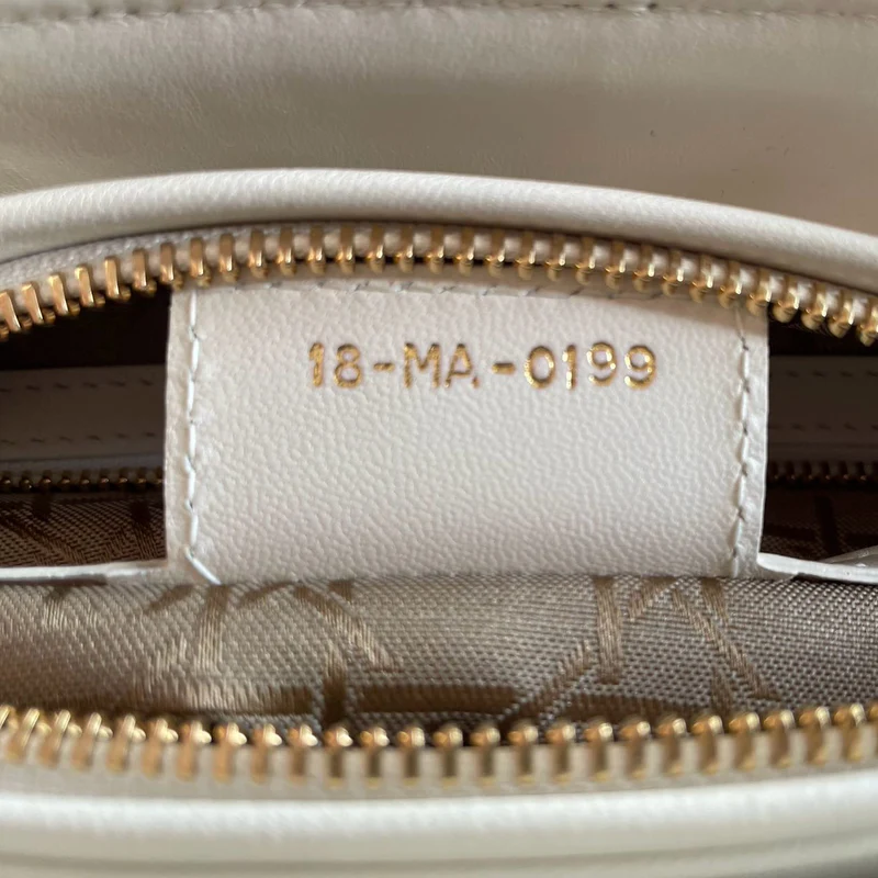 Christian Dior Weiße Lady Dior Mittlere Tasche