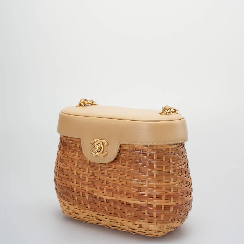 Chanel Vintage Weidenkorb-Umhängetasche – Limitierte Auflage