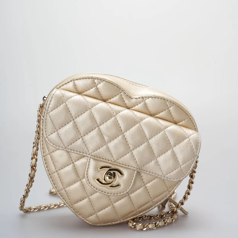 Chanel Champagner Gold Große Herztasche in Love Heart Clutch Groß