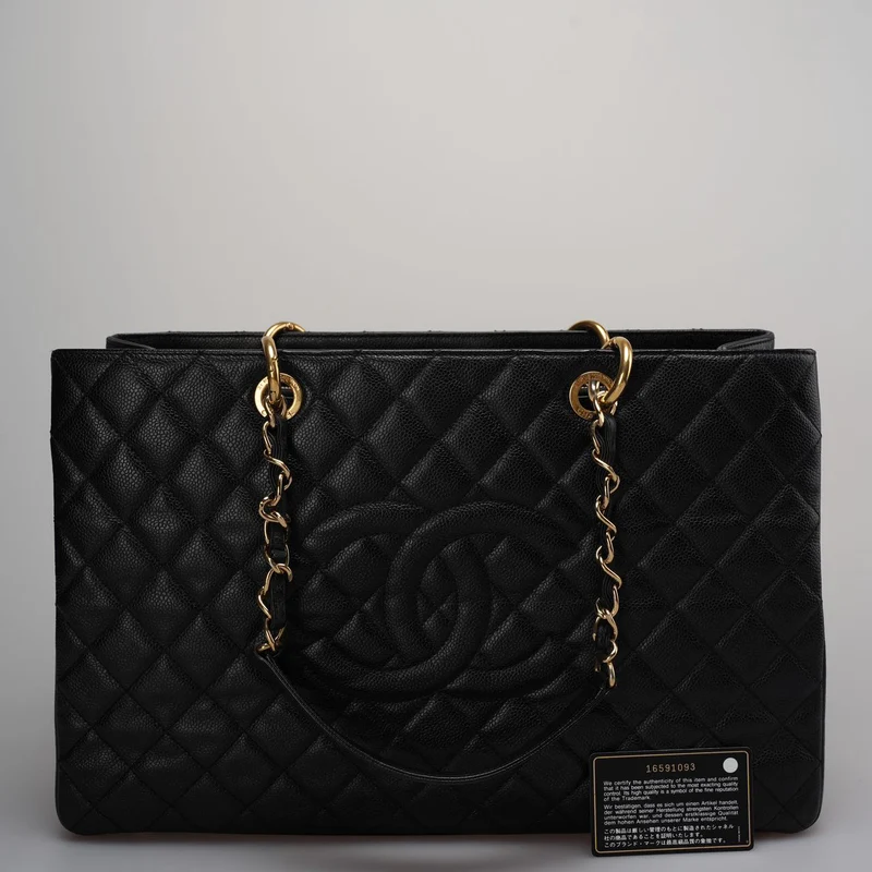Chanel Große schwarze Grand Shopping XL GST-Einkaufstasche aus Kaviarleder mit goldenen Beschlägen