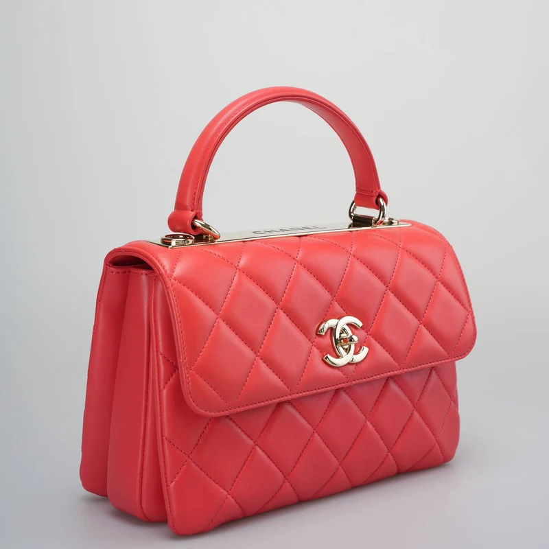 Chanel Rote kleine trendige CC-Tasche aus Lammleder mit champagnergoldener Hardware