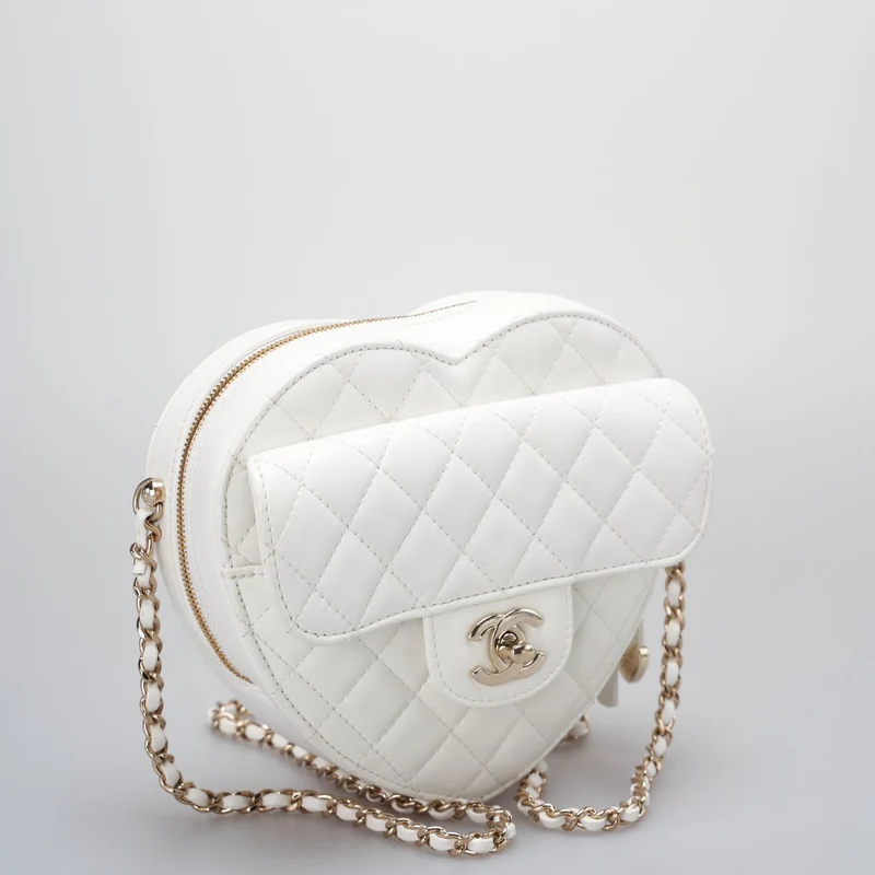 Chanel Big Heart Bag CC in Love Heart Clutch, groß, in Weiß mit champagnergoldenen Beschlägen