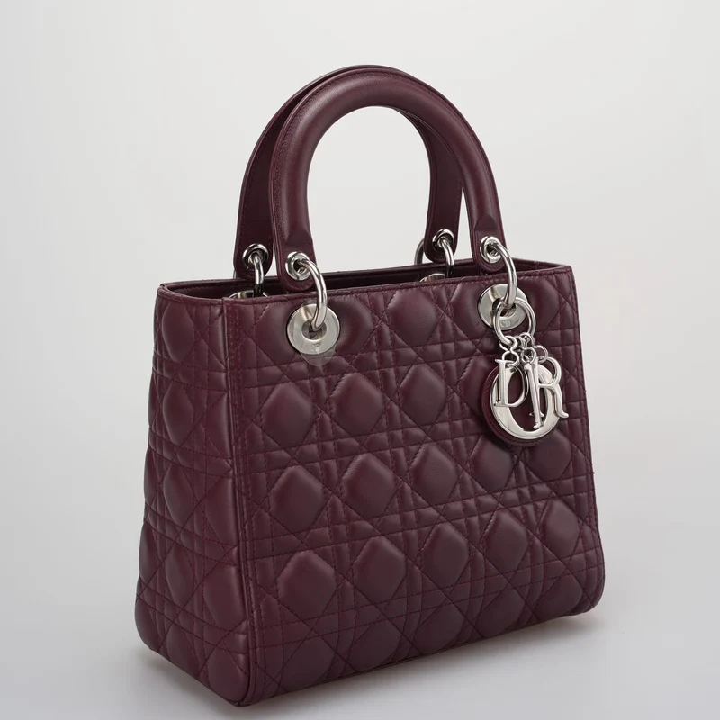 Christian Dior Burgunderrote Lady Dior Tasche aus Cannage-Lammleder mit silberner Hardware, Medium LP