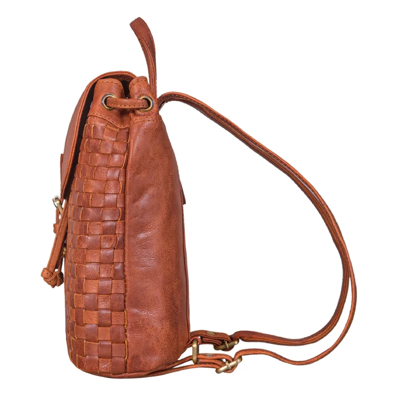 "Camilla" Kleiner Lederrucksack Damen im Boho-Look geflochten