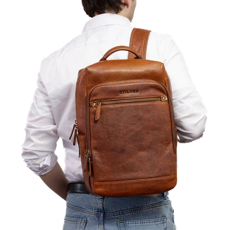 "Yuki" Business Lederrucksack Herren für 13.3 Zoll Laptop mittel-groß