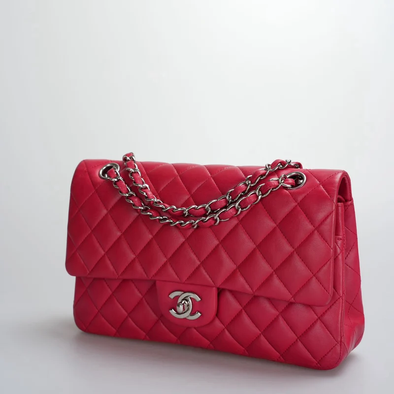 Chanel Rote mittelgroße zeitlose Flap Bag mit silberner Hardware