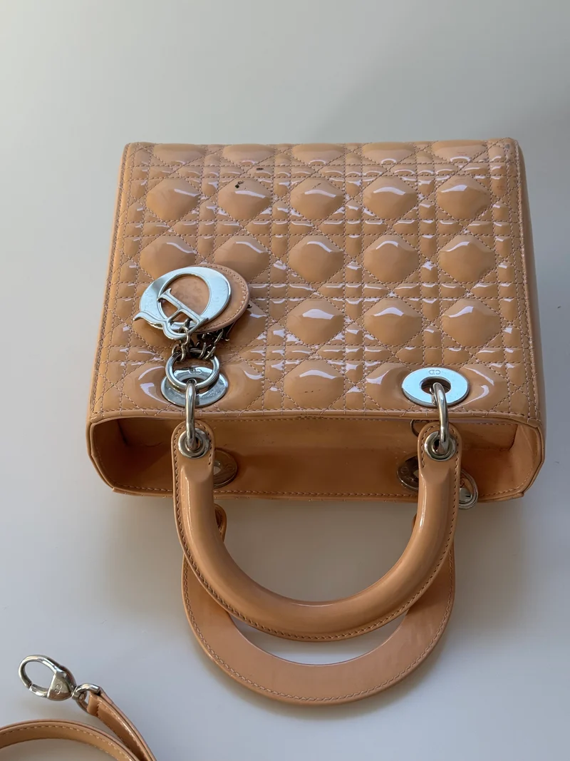 Christian Dior Lady Dior Tasche Mittel Hellbeige