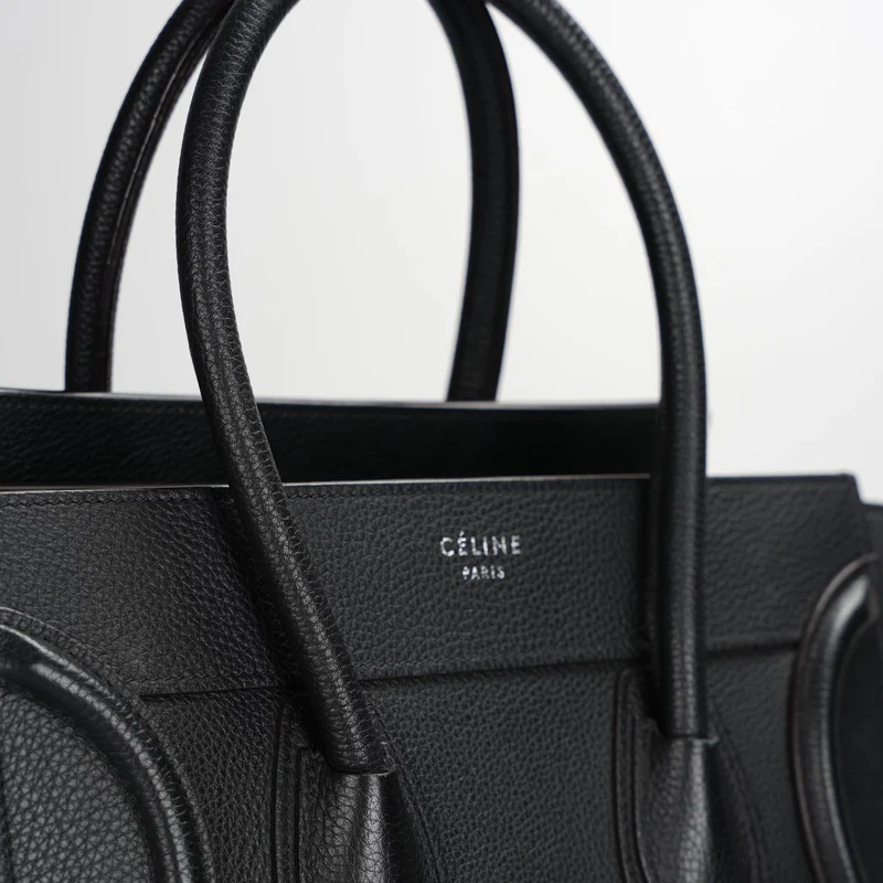 CELINE Micro Luggage Lederhandtasche in Schwarz