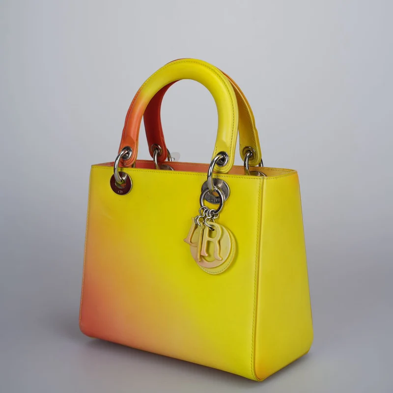 Christian Dior Lady Dior Medium Tasche aus Box-Kalbsleder mit Farbverlauf in Gelb und Orange