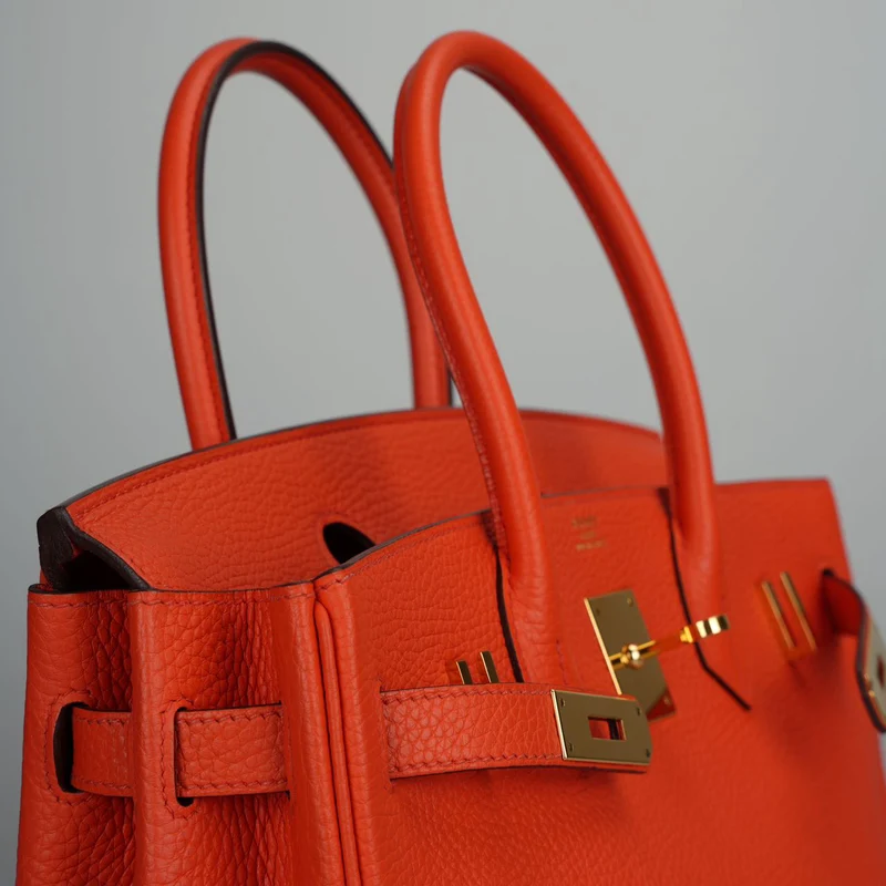 Hermes Birkin 30 Handtasche aus orangefarbenem Togo-Leder mit goldener Hardware