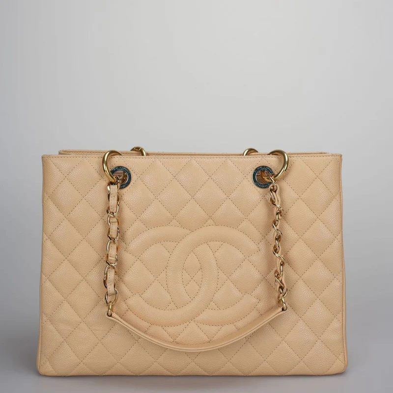 Chanel Beige Grand Shopping Tote Beige GST Tasche aus Kaviarleder mit goldenen Beschlägen