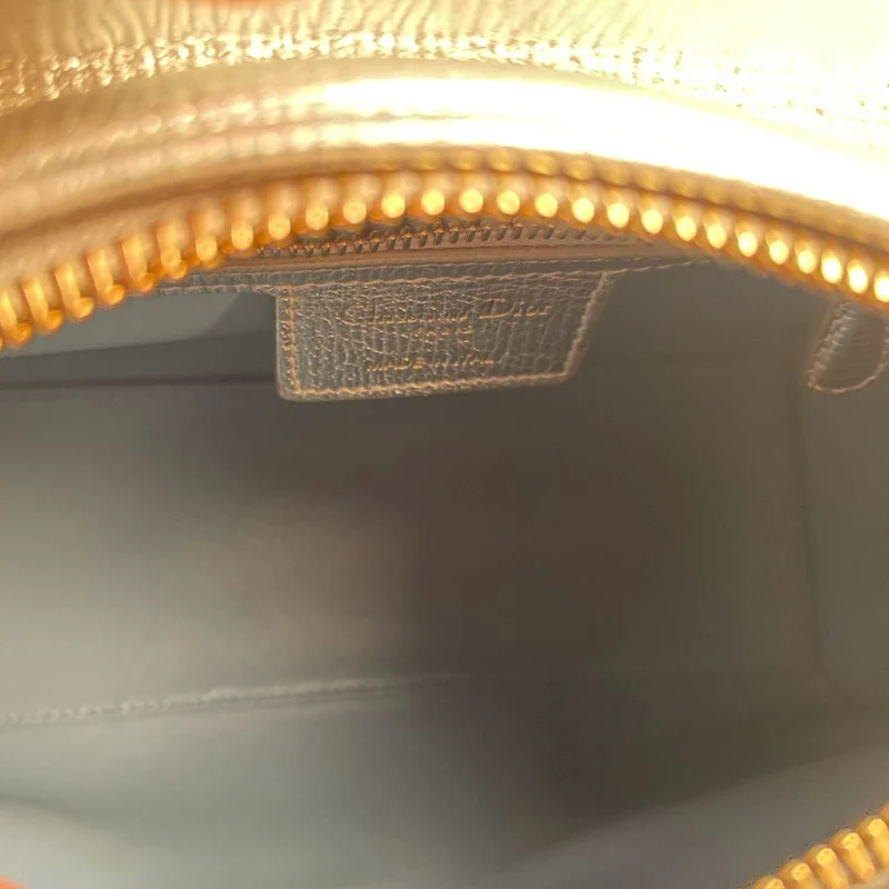 Christian Dior Lady Dior Schultertasche aus Leder in Silber, limitierte Auflage