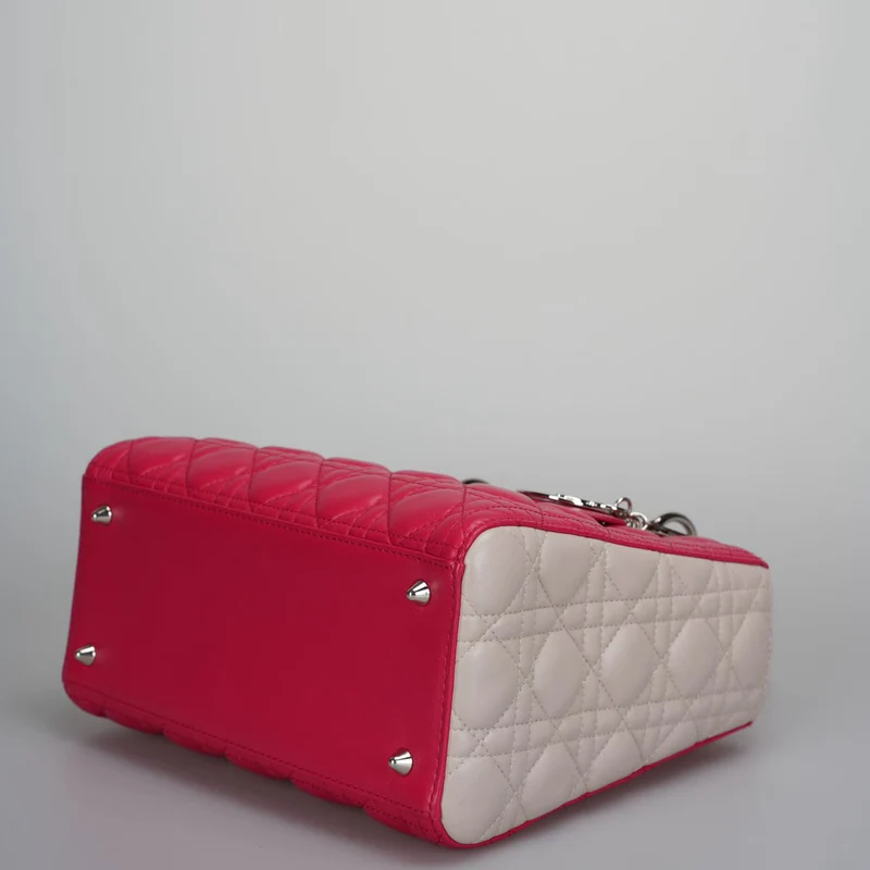 Christian Dior Lady Dior Bag Cannage Medium Handtasche aus Lammleder Rot Weiß
