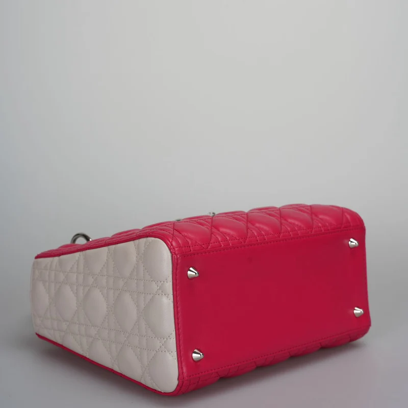 Christian Dior Lady Dior Bag Cannage Medium Handtasche aus Lammleder Rot Weiß
