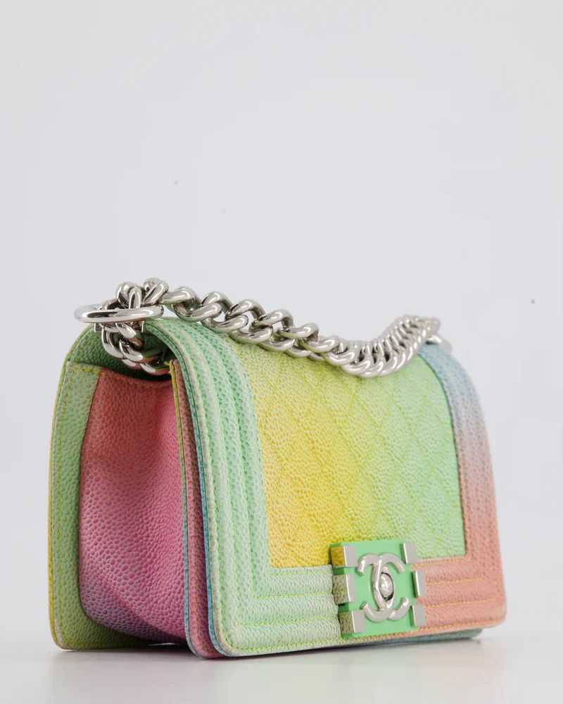 Chanel Caviar Quilted Small Cuba Rainbow Le Boy Bag Mehrfarbig mit silberner Hardware