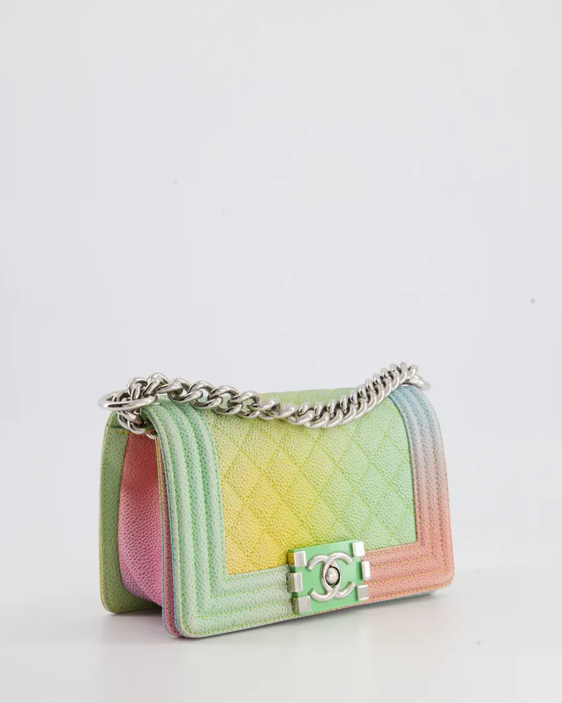 Chanel Caviar Quilted Small Cuba Rainbow Le Boy Bag Mehrfarbig mit silberner Hardware