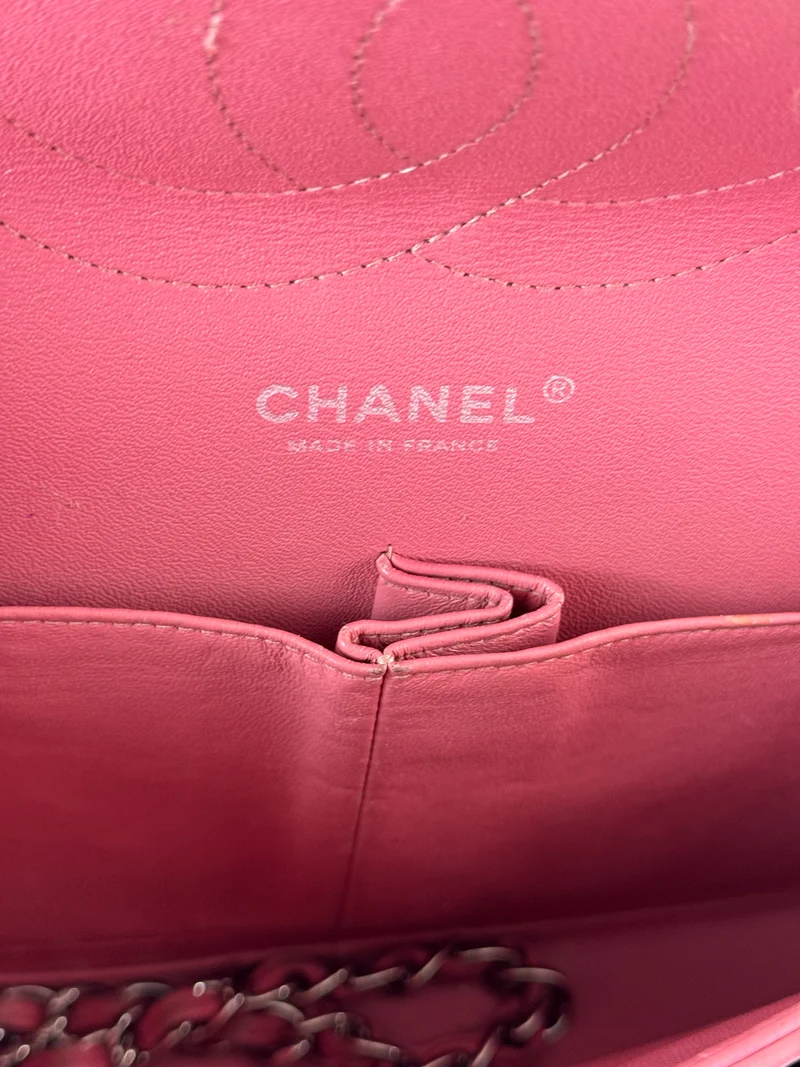 Chanel Pink Classic Double Flap Bag mit silberner Hardware in Jumbo-Größe