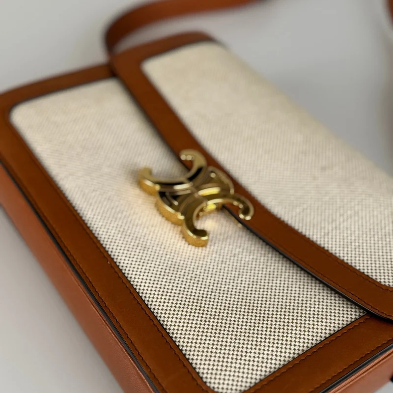 Celine Classique Triomphe Tasche