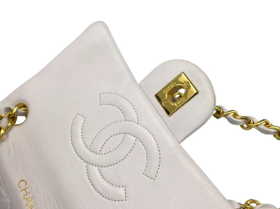 Chanel Vintage Weiße zeitlose Flap Bag Mini Square Gold Hardware