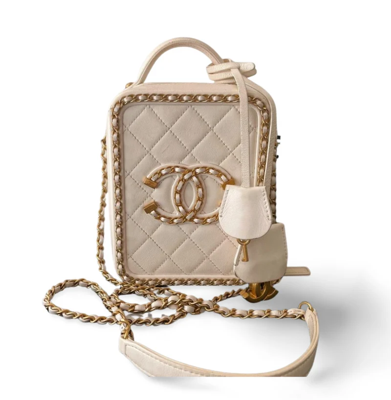 Chanel – Weiße Kosmetiktasche aus Lammleder