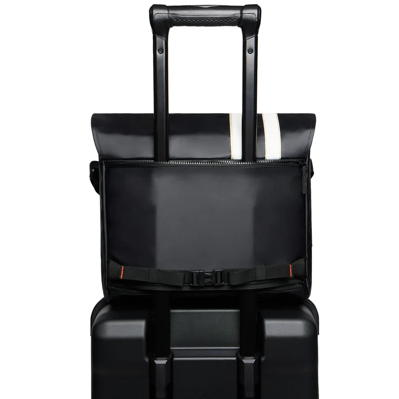 Vaude Aguni Messenger - Umhängetasche 13" 36 cm (black)