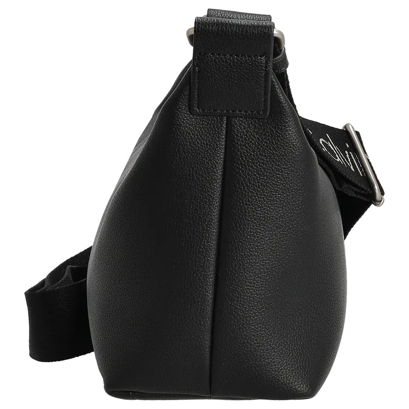Calvin Klein Ultralight - Umhängetasche 21 cm (schwarz)