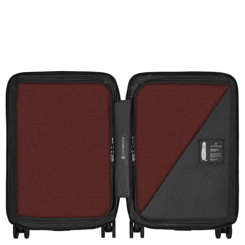 Victorinox Airox - 4-Rollen-Kabinentrolley 55/35 cm (victorinox red)