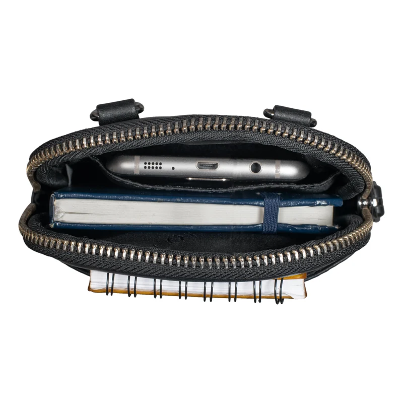 "Loki" Brustbeutel Leder Handytasche