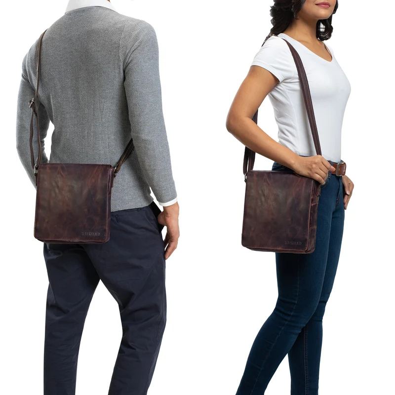 "Gerry" Kleine Leder Messenger Bag Hochformat