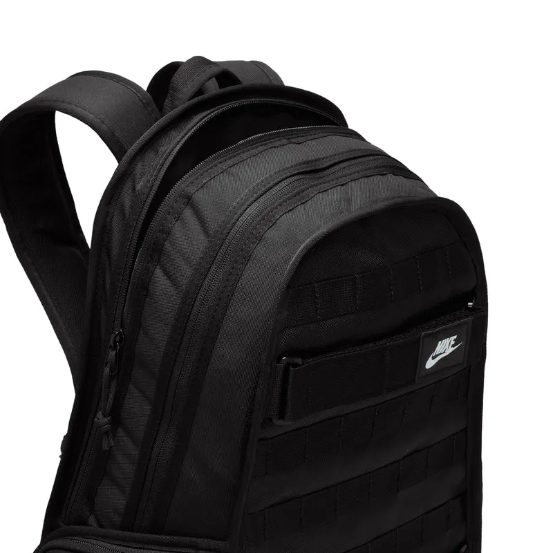 Nike Sportwear RPM - Rucksack 15" 53.5 cm (schwarz/weiß)