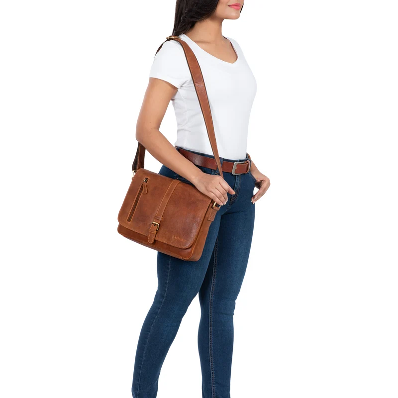 "Riley" Kleine Leder Tasche zum Umhängen