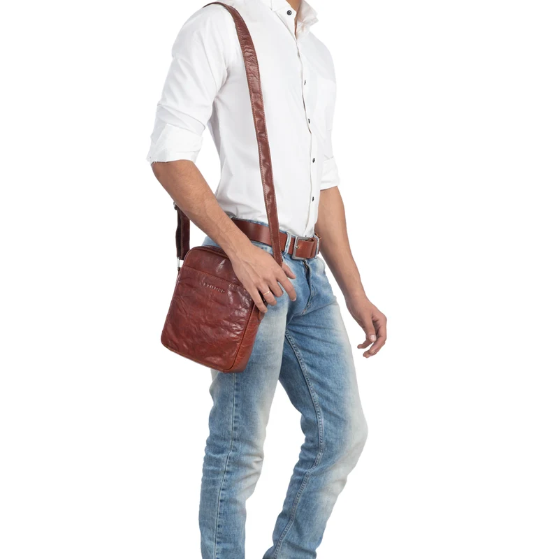 "Nils" Vintage Ledertasche Umhängetasche Klein
