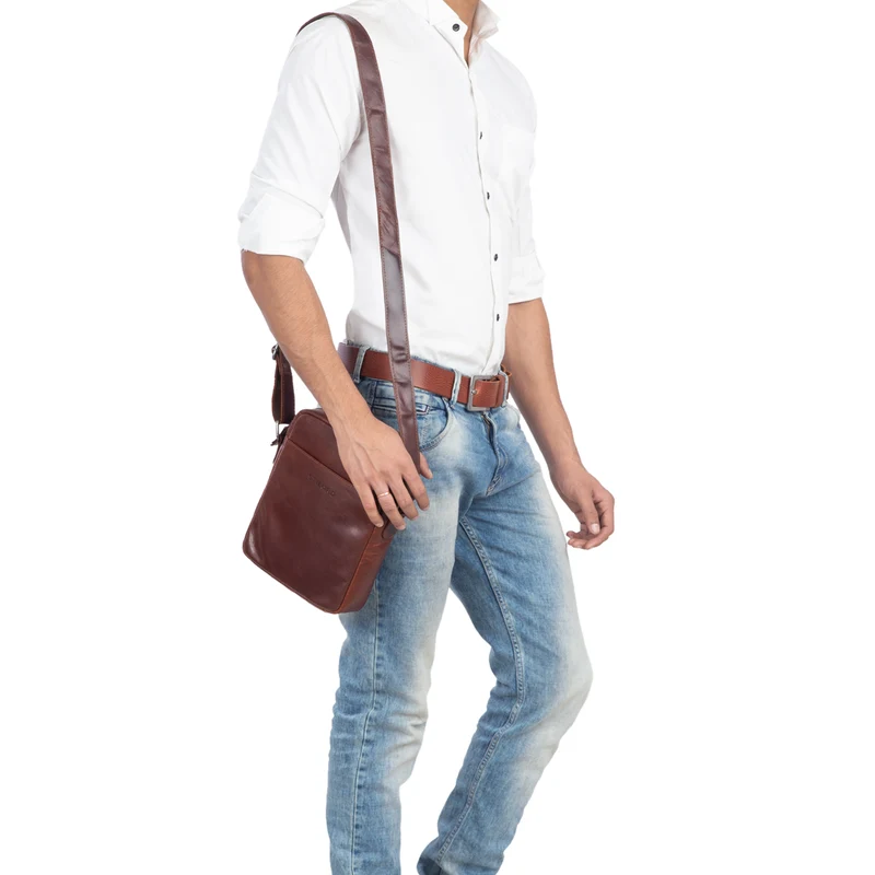 "Nils" Vintage Ledertasche Umhängetasche Klein
