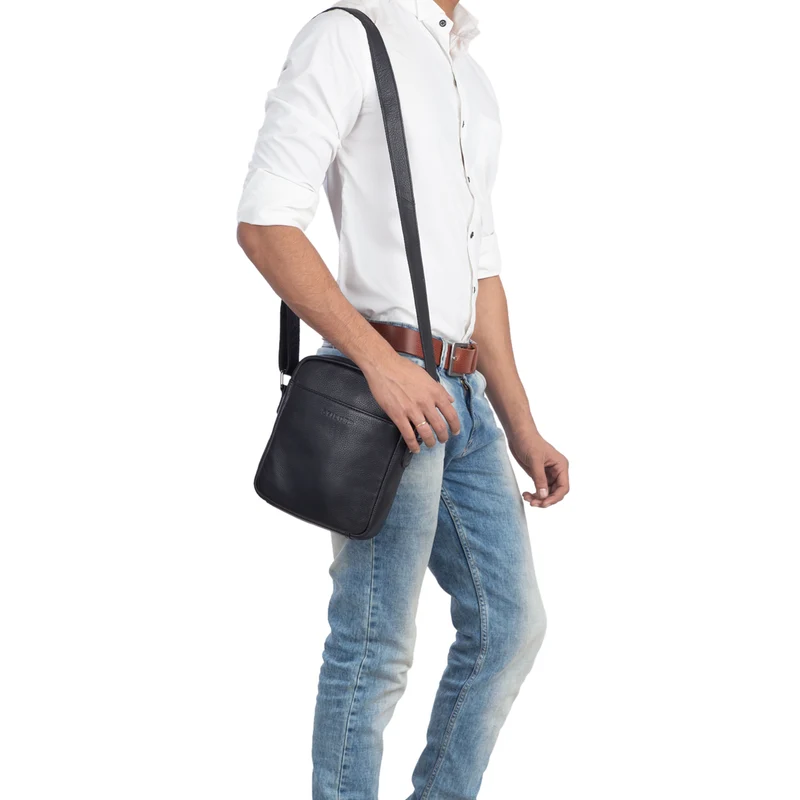 "Nils" Vintage Ledertasche Umhängetasche Klein