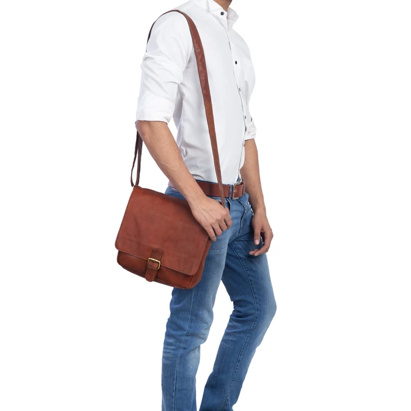 "Timo" Vintage Messenger Bag Leder klein
