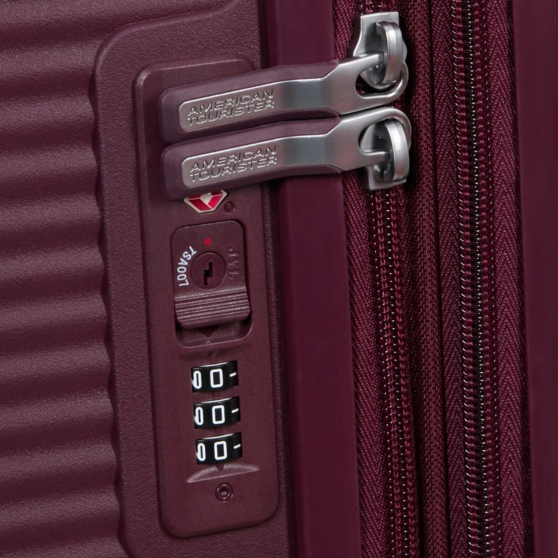 American Tourister Soundbox - 4-Rollen-Trolley 67 cm (wild cherry)