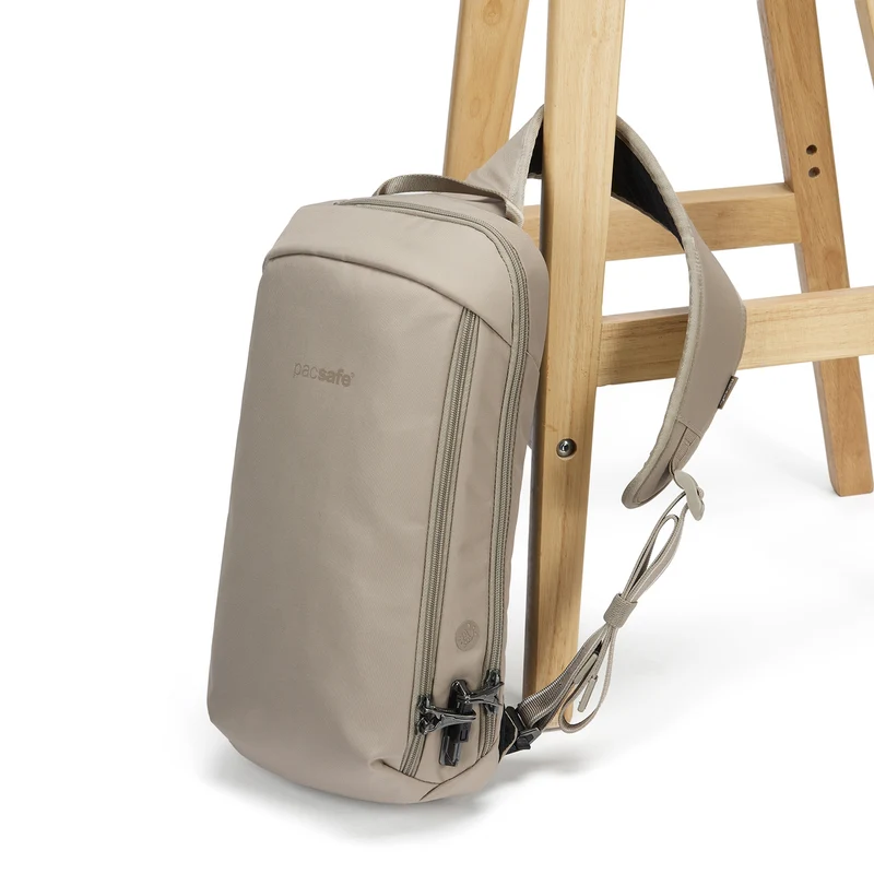 pacsafe V Tech Sling - Umhängetasche 40 cm (beige)