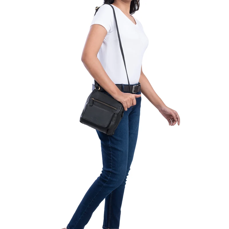 "Leon" Schultertasche klein Leder