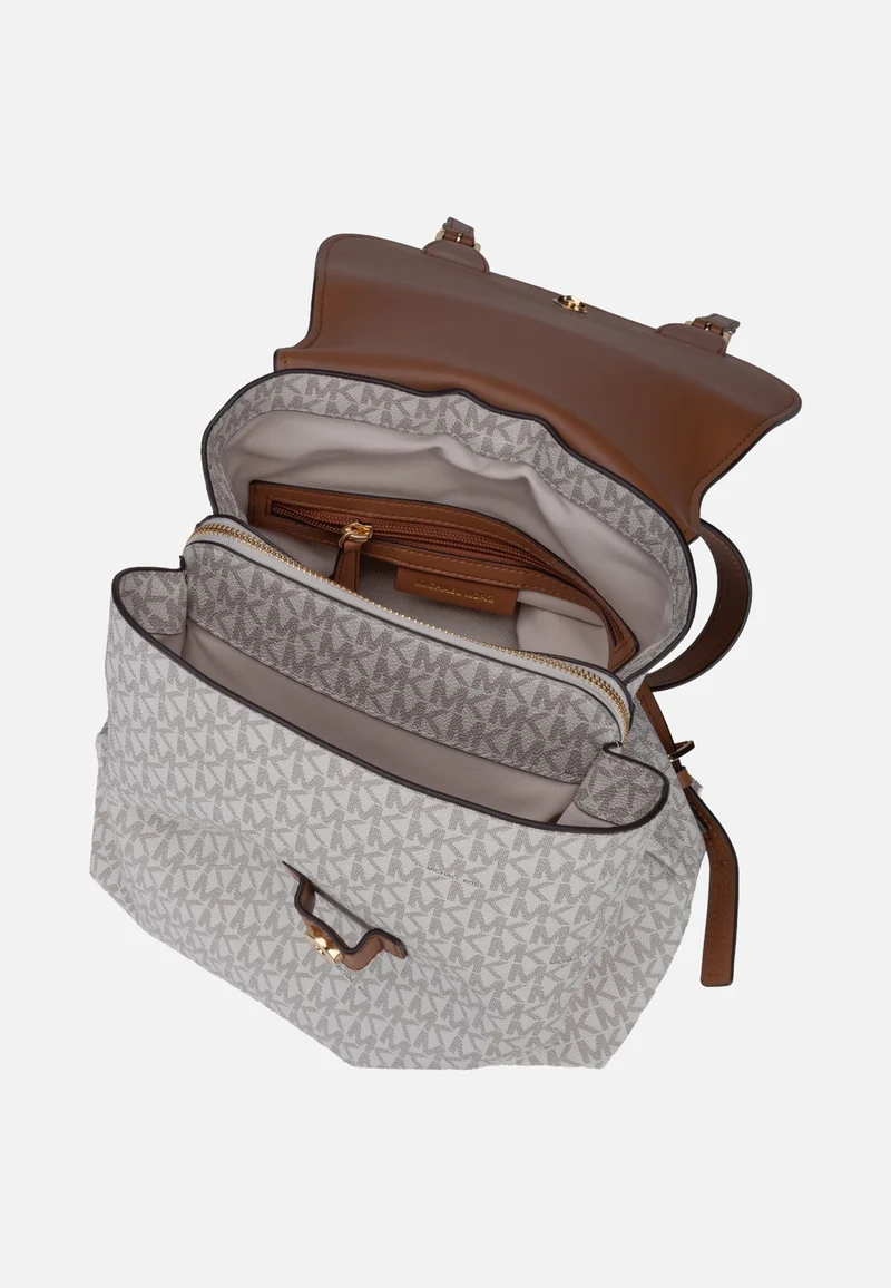 Quinn MD Flap Vanilla/Acorn - Rucksack