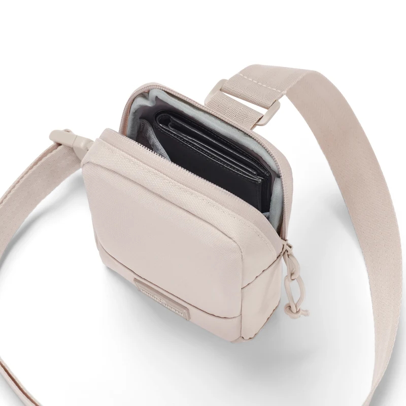 Johnny Urban Arthur - Crossbody Bag 18 cm (sand)