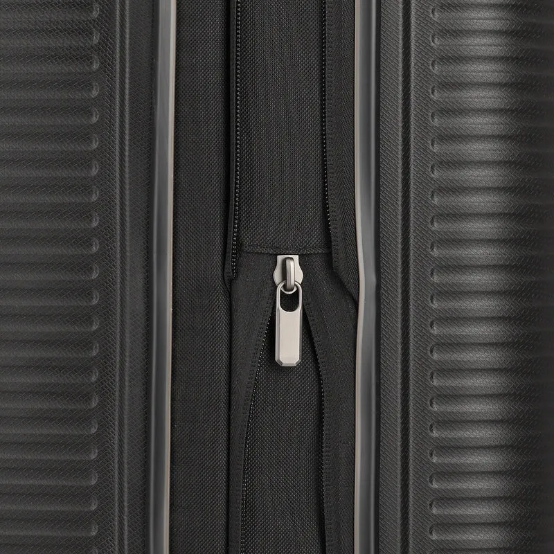 Travelite Roomer Trunk - 4-Rollen-Trolley M 66 cm erw. (black)