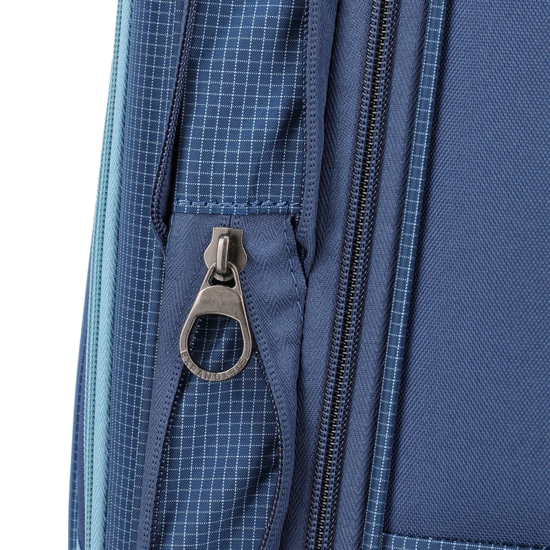 Travelite Corsiica - 4-Rollen-Trolley M 67 cm erw. (blue)