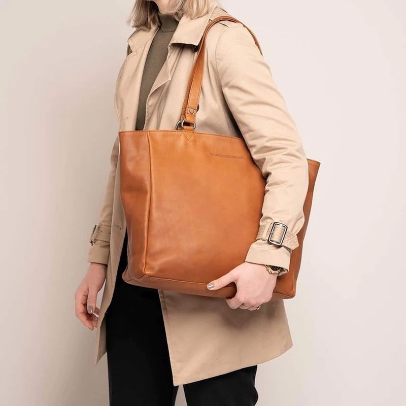 The Chesterfield Brand Berlin - Shopper 15.4" L Leder 28 cm (cognac)