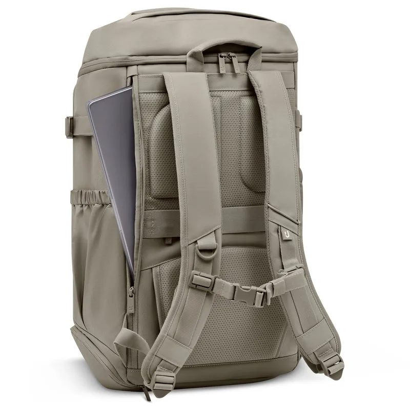Johnny Urban Kian Large - Backpack 55 cm (desert grey)