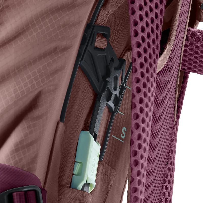 Deuter Futura Pro 34 SL - Wanderrucksack 63 cm (cassis-ashrose)