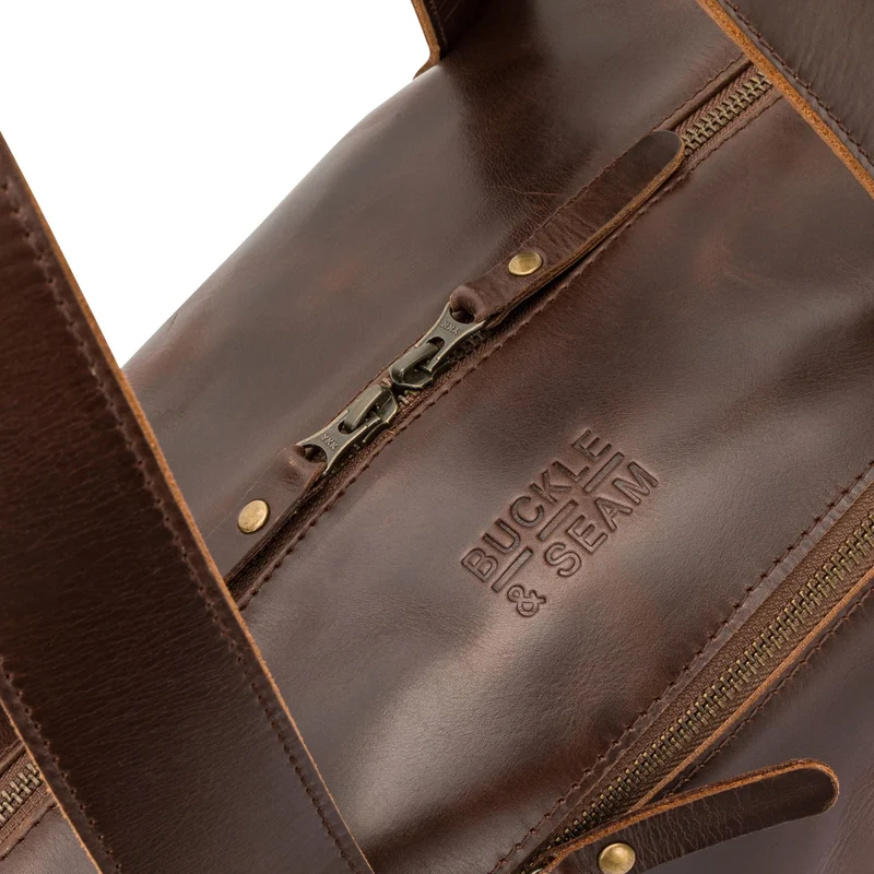 Buckle & Seam Chap Reisetasche 40 cm (braun)
