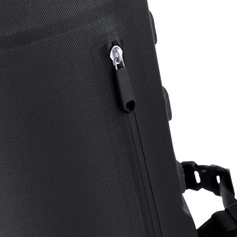 Ortlieb Commuter-Daypack 21 - Rucksack 15.4" 50 cm (black)
